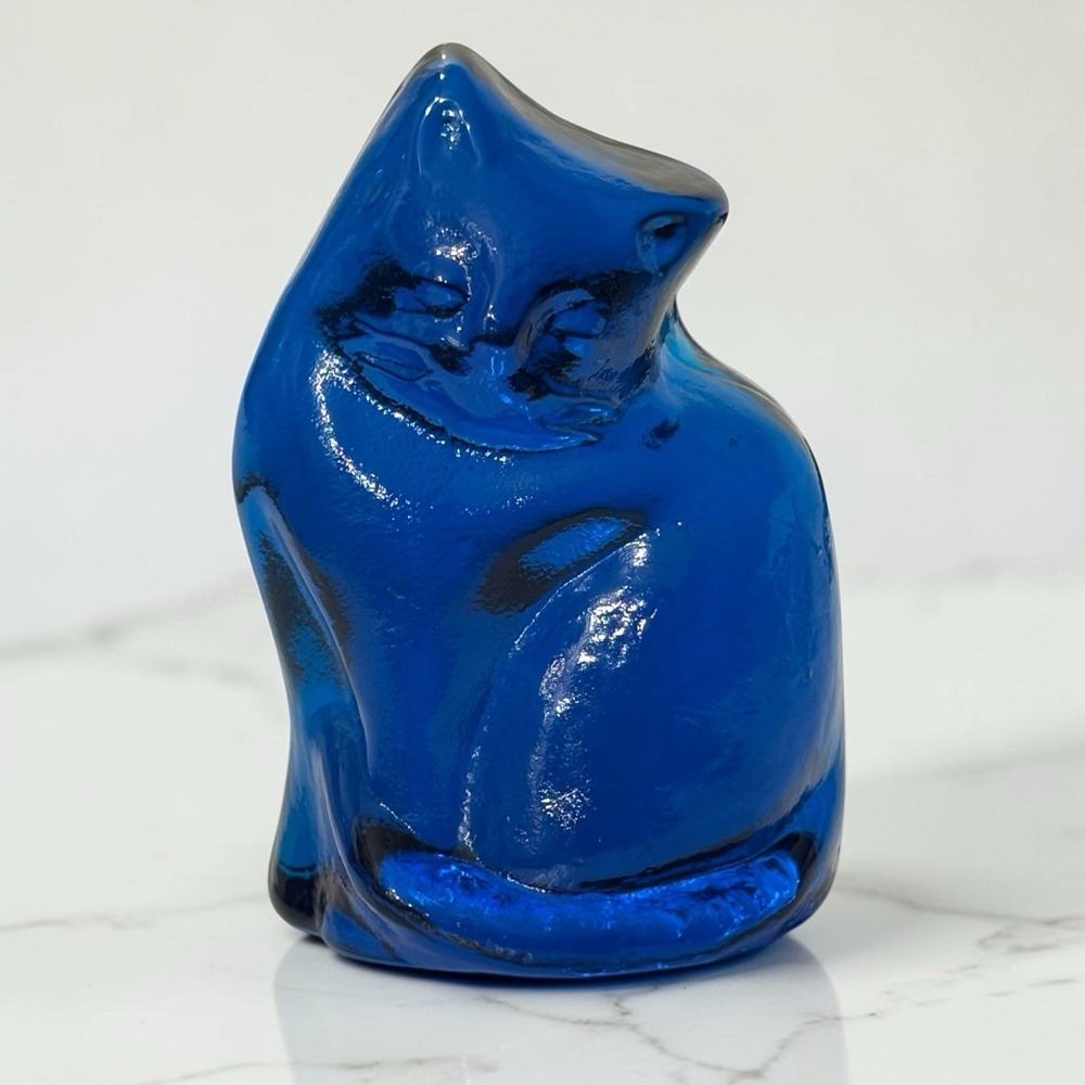 Blenko Cobalt Blue Glass Cat Figurine 2026 Art Glass Sculpture Kitten Figural